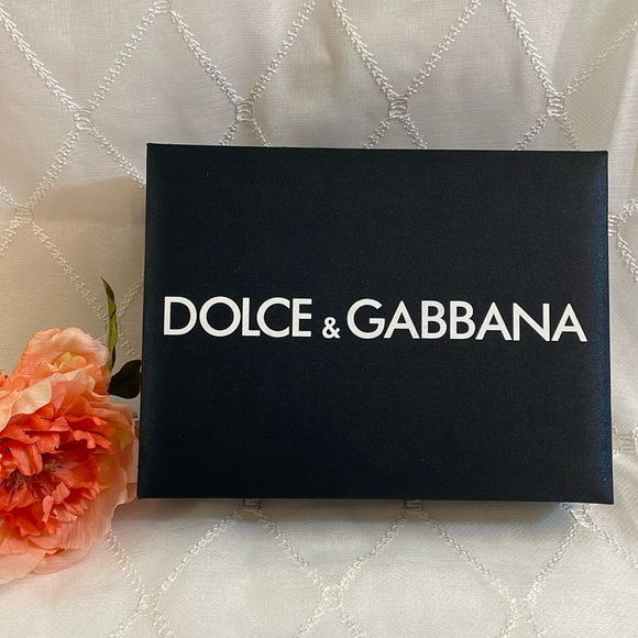Dolce & Gabbana Padded Satin Gift Box - Picture 1 of 9